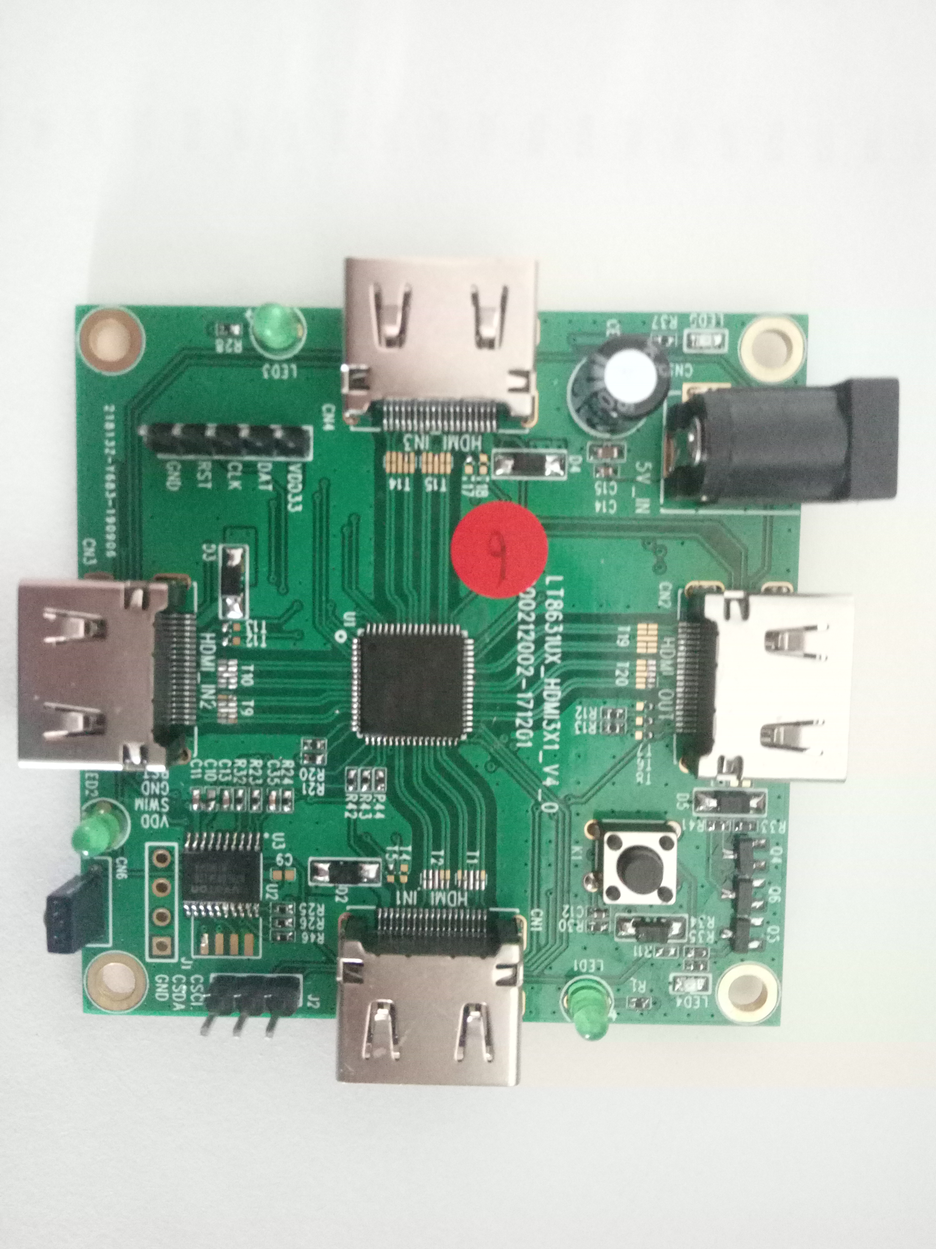 Lontium LT8631UX HDMI2.0 / 1.4開(kāi)關(guān)3輸入，1輸出HDMI / DVIlinks ?兼容HDMI 1.4 / 2.0 / DVI 1.0 