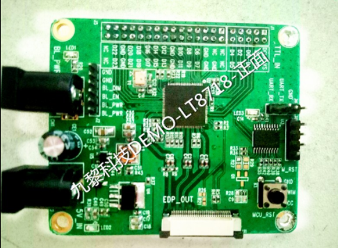  LT8718 TTL到DP，支持正常的24位RGB / YUV和BT656 / BT1120